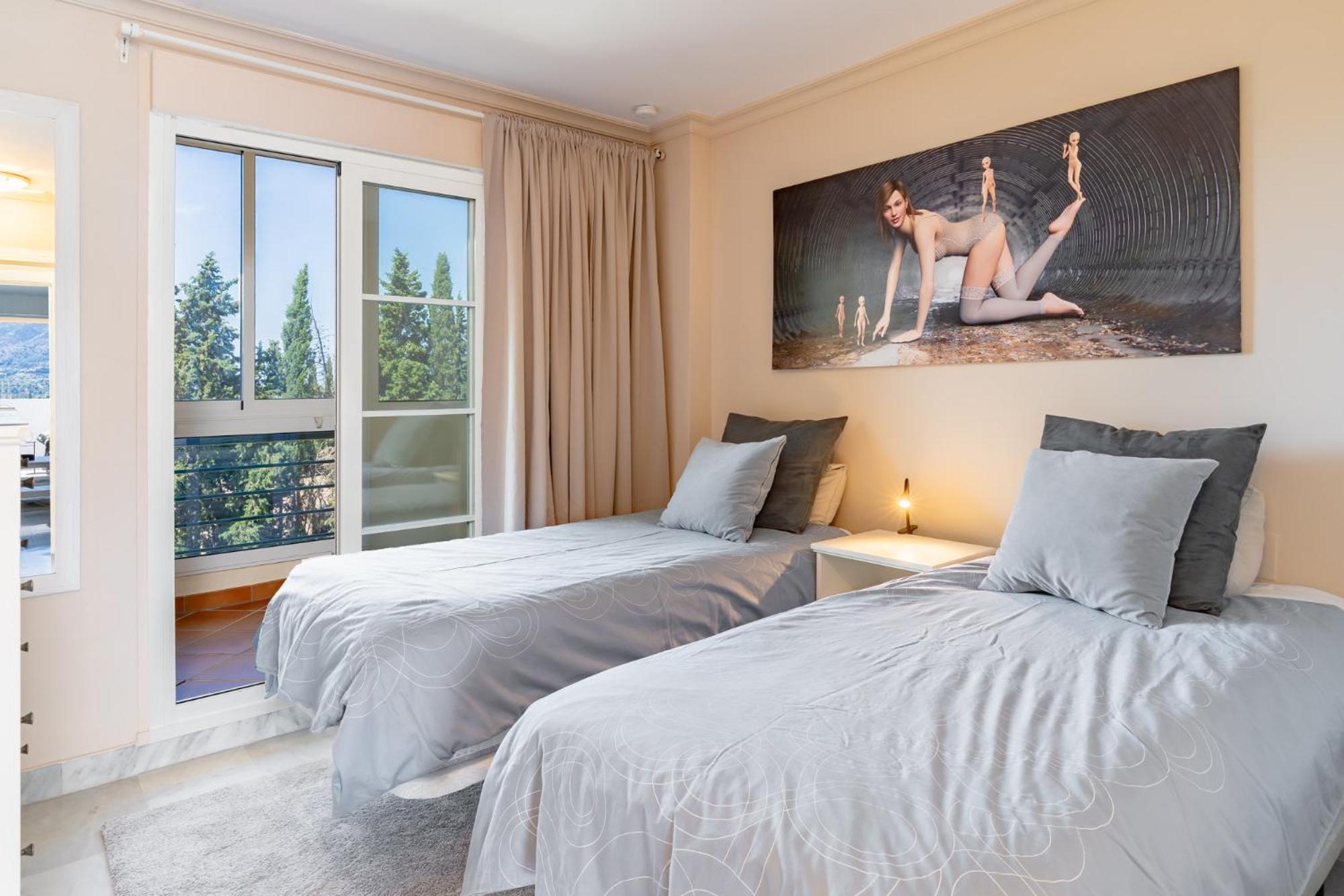 Giralda Apartment *